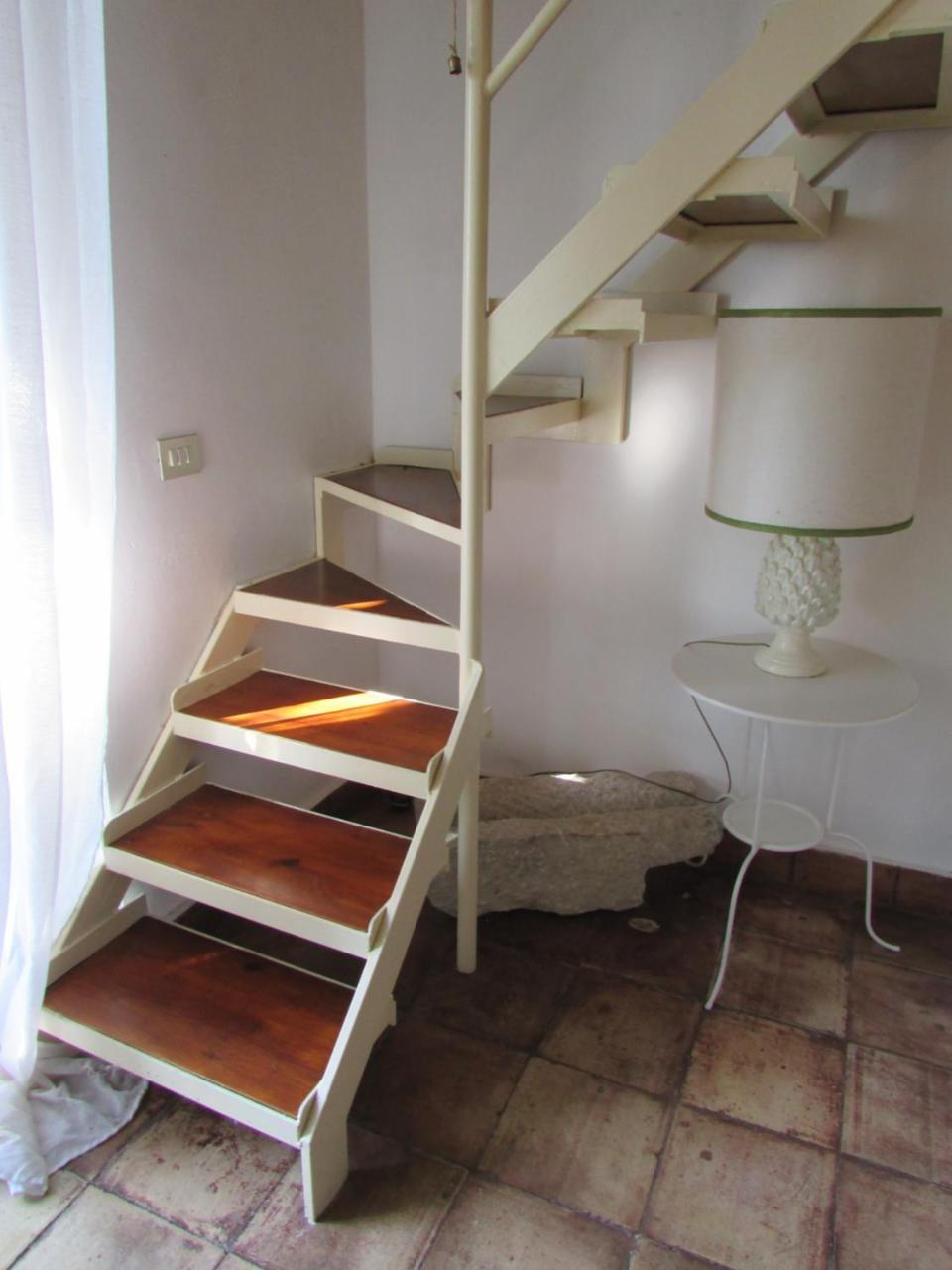 Rifugio Dei Tre Pini Guest House คาสเตลโมลา ภายนอก รูปภาพ